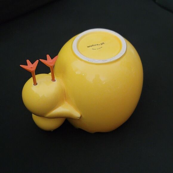 Teleflora Ceramic Cracked Egg And Baby Chicken Planter Vase Yellow Chick Hugging - Picture 8 of 14
